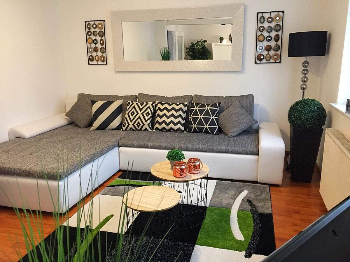 Apartment "La Lucia" - Mit Baeckerei Im Haus - Genussvoll Wohnen! Schwäbisch Gmünd Buitenkant foto